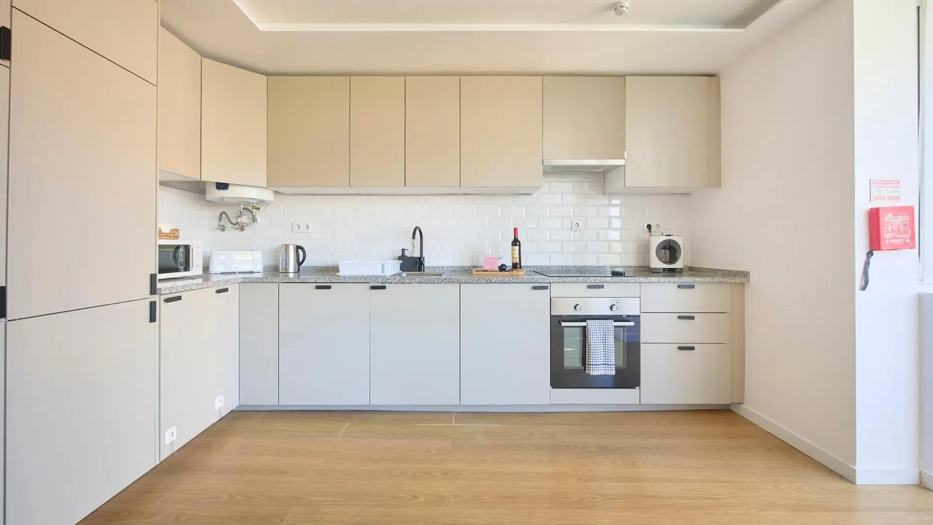 Lisbon Saldanha Apartment 2