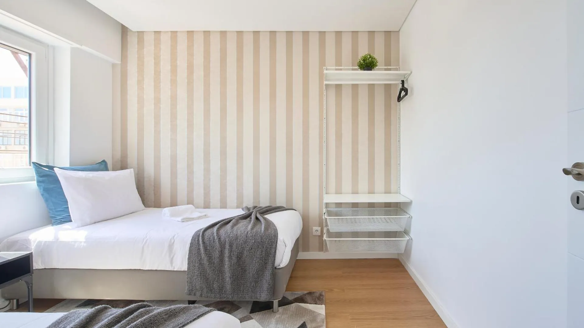 Lisbon Saldanha Apartment 2