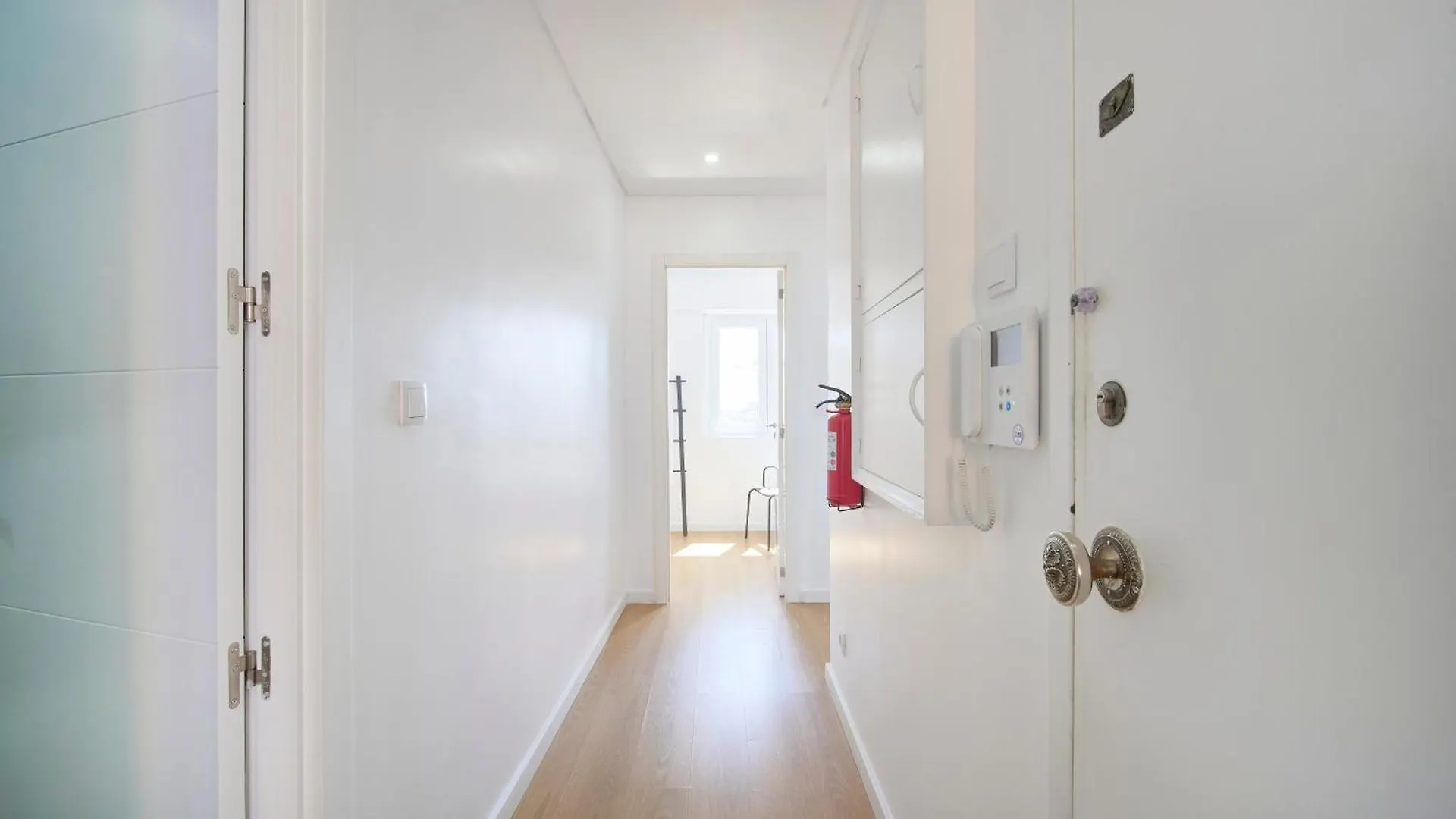 Lisbon Saldanha Apartment 2
