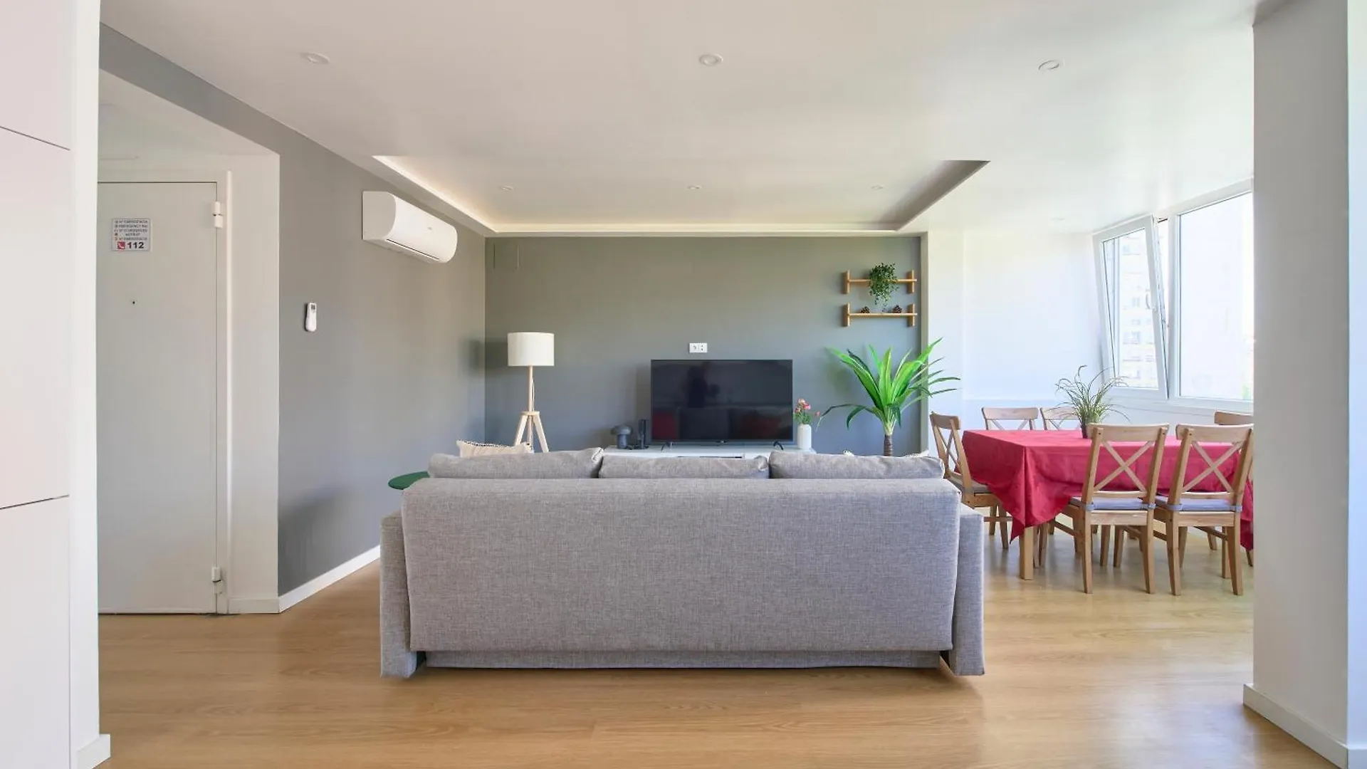 Lisbon Saldanha Apartment 2