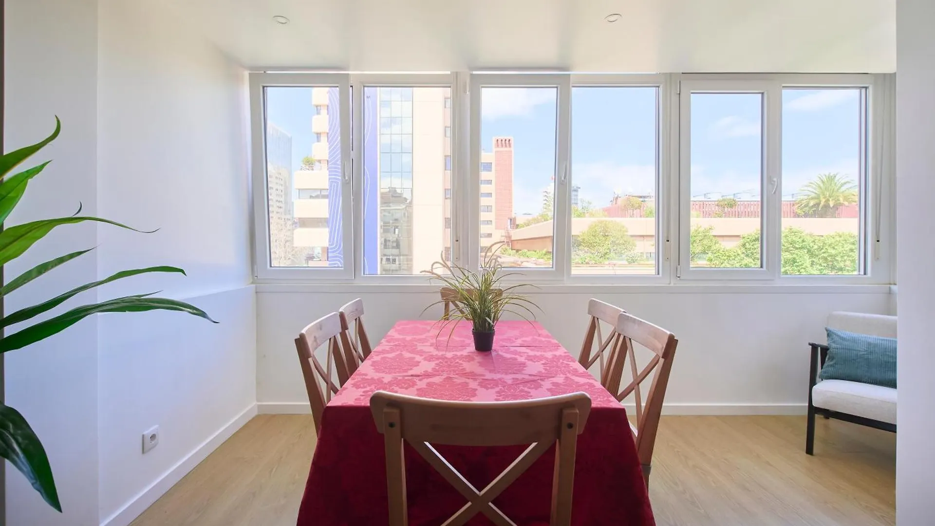 Lisbon Saldanha Apartment 2