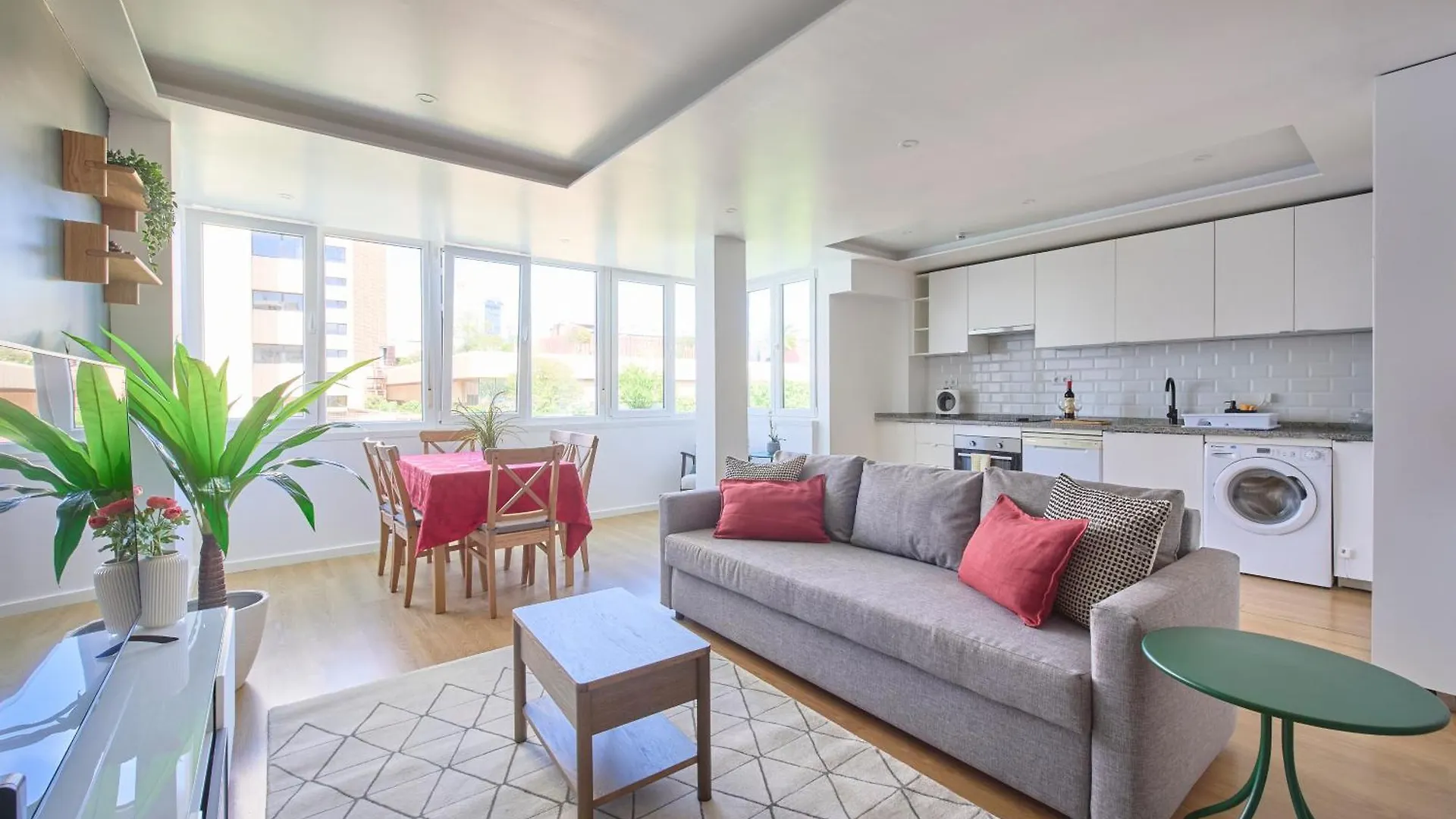 Lisbon Saldanha Apartment 2